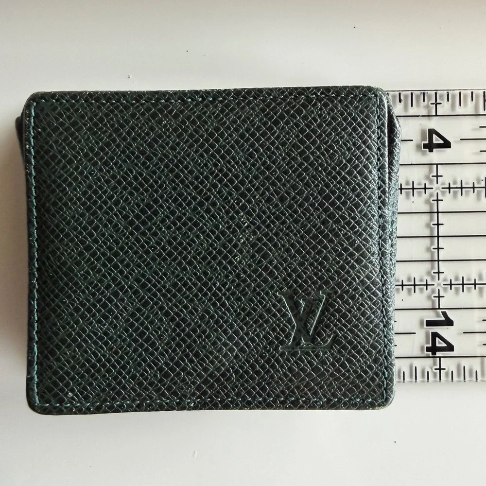 Louis Vuitton Vintage Green Taiga Leather Coin Purse Square Wallet OS